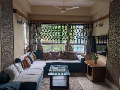 Hall Image of 900 Sq.ft 2 BHK Apartment / Flat for rent in Prabhadevi Mumbai for Rs. 100000