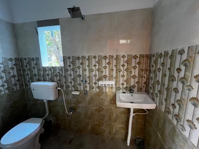 Bathroom Image of 180 Sq.ft 1 RK Independent House for rent in Borbari Guwahati for Rs. 6000