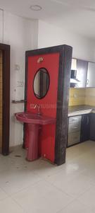Kitchen Image of 1650 Sq.ft 4 BHK Apartment / Flat for rent in Avanti Vihar Raipur for Rs. 40000