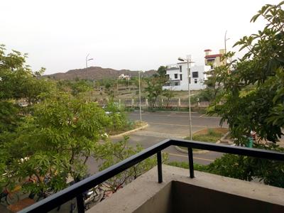 Balcony Image of 700 Sq.ft 2 BHK Apartment / Flat for sale in Unitech Unihomes, Rattinamangalam Chennai for Rs. 2350000