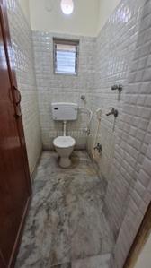 Bathroom Image of 1085 Sq.ft 2 BHK Apartment / Flat for sale in Airport Gate No 2 Kolkata for Rs. 4500000