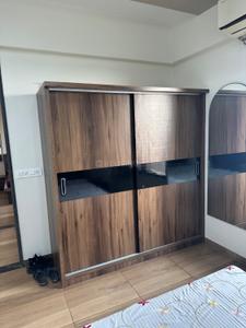 Bedroom Image of 1350 Sq.ft 2.5 BHK Apartment / Flat for sale in A Shridhar Kaveri Kadamb, Shilaj Ahmedabad for Rs. 7700000