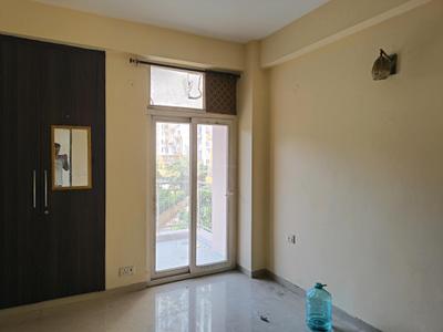 Bedroom Image of 942 Sq.ft 2 BHK Apartment / Flat for rent in Rishabh Cloud 9 Towers, Vaishali Ghaziabad for Rs. 34000
