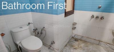 Bathroom Image of 1400 Sq.ft 3 BHK Builder Floor for rent in Shivalik Nagar Haridwar for Rs. 17000