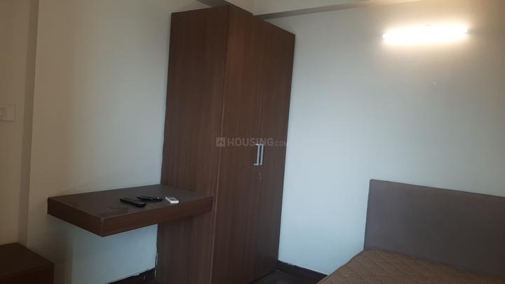 Paras Tierea Main Image 1