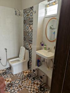 Bathroom Image of 1564 Sq.ft 3 BHK Apartment / Flat for sale in Mandevilla Gardens, Ballygunge Kolkata for Rs. 20000000