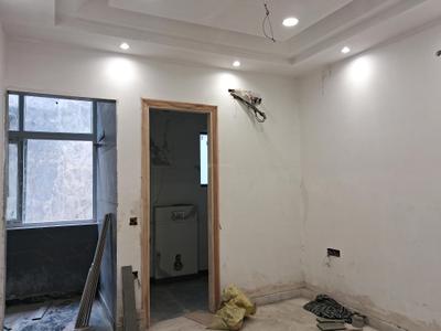 Bedroom Image of 1350 Sq.ft 3 BHK Builder Floor for sale in Paschim Vihar New Delhi for Rs. 27000000