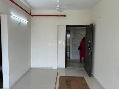 Living Room Image of 458 Sq.ft 1 BHK Apartment / Flat for sale in Marine Lines Mumbai for Rs. 20000000