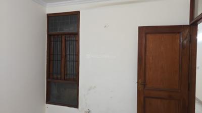 Bedroom Image of 1000 Sq.ft 2.5 BHK Builder Floor for rent in Arjun Nagar New Delhi for Rs. 40000