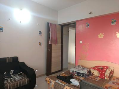 Bedroom Image of 865 Sq.ft 2 BHK Apartment / Flat for sale in Suyog Pearl, Hadapsar Pune for Rs. 7000000