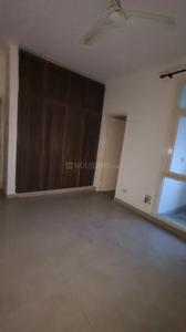 Bedroom Image of 3000 Sq.ft 2 BHK Builder Floor for rent in Greenwoods Society, Omega IV Greater Noida for Rs. 25000