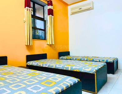 Bedroom Image of Krishna PG in Thane West, Thane