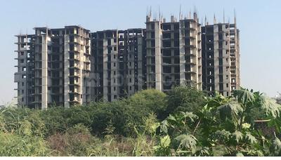 Image of 900 Sq.ft 2 BHK Apartment / Flat for sale in Horizon Concept Iridia, Sector 86, Noida for Rs. 3000000