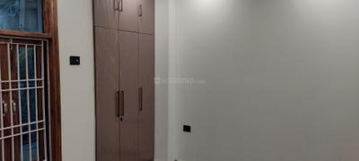 Bedroom Image of 674 Sq.ft 4 BHK Independent House for sale in Shahdara New Delhi for Rs. 23000000