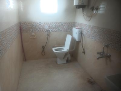Bathroom Image of 350 Sq.ft 1 BHK Independent House for rent in Koramangala Bengaluru for Rs. 23000