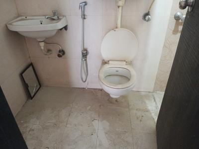 Bathroom Image of 1250 Sq.ft 2 BHK Apartment / Flat for sale in Neelkanth Auris, Panvel Navi Mumbai for Rs. 13200000