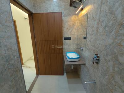 Bathroom Image of 4800 Sq.ft 5 BHK Apartment / Flat for sale in Vastrapur Ahmedabad for Rs. 50000000
