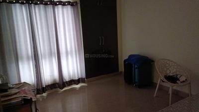 Bedroom Image of 1950 Sq.ft 3.5 BHK Apartment / Flat for rent in UPAVP Ganga Yamuna And Hindon Enclave, Siddharth Vihar Ghaziabad for Rs. 45000