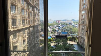 Image of 795 Sq.ft 2 BHK Apartment / Flat for sale in Kanakia Paris, Bandra East, Mumbai for Rs. 33300000