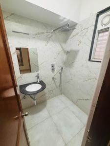 Bathroom Image of 2600 Sq.ft 4 BHK Apartment / Flat for rent in Richards Town Bengaluru for Rs. 150000
