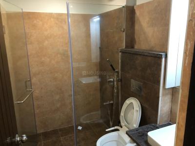 Bathroom Image of 1350 Sq.ft 3 BHK Apartment / Flat for sale in Disha Pinnacle Residency, Malsi Dehradun for Rs. 16500000