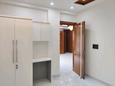 Bedroom Image of 1350 Sq.ft 4 BHK Builder Floor for sale in Reeba Homes Builder Floors, Vaishali Ghaziabad for Rs. 19551000