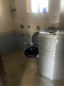 Bathroom Image of 750 Sq.ft 2 BHK Apartment / Flat for sale in Gulmarg Society, Chembur Mumbai for Rs. 25000000