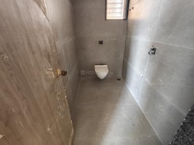 Bathroom Image of 1000 Sq.ft 2.5 BHK Apartment / Flat for sale in Gami Asters A Wing, Ghansoli Navi Mumbai for Rs. 24500000
