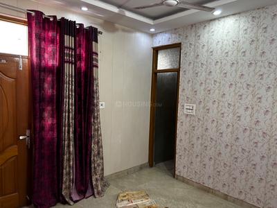 Bedroom Image of 900 Sq.ft 3 BHK Builder Floor for sale in Tri Nagar New Delhi for Rs. 7300000