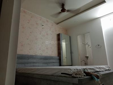 Bedroom Image of 1800 Sq.ft 4.5 BHK Apartment / Flat for rent in Dhruv Abhishek Villa, Karelibagh Vadodara for Rs. 25000