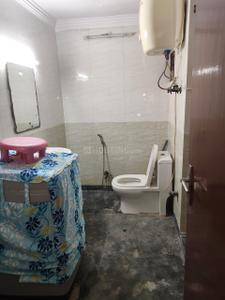 Bathroom Image of 1700 Sq.ft 3 BHK Apartment / Flat for sale in Purvanchal Bhagirathi Apartments, Sector 62 Noida for Rs. 21000000