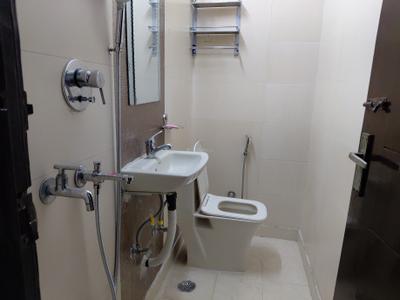 Image of 1000 Sq.ft 2 BHK Builder Floor for rent in Mansarover Garden, New Delhi for Rs. 33000