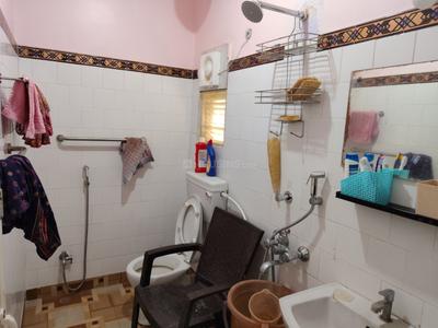 Bathroom Image of 750 Sq.ft 2 BHK Apartment / Flat for sale in Kendriya Vihar, Kaikhali Kolkata for Rs. 4640000