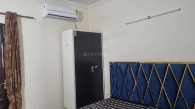Bedroom Image of 2000 Sq.ft 3 BHK Independent House for rent in Mayfield Garden Luxury Floors, Mayfield Garden Gurgaon for Rs. 65000