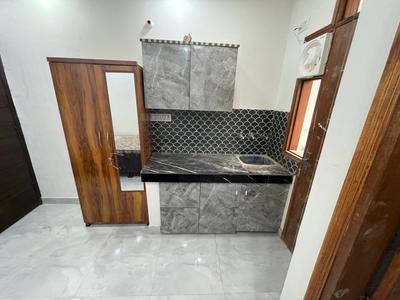 Kitchen Image of 300 Sq.ft 1 RK Builder Floor for rent in Patel Nagar New Delhi for Rs. 13500