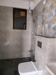 Common Bathroom Image of 980 Sq.ft 2 BHK Apartment / Flat for sale in Alpine Primo, Andheri West Mumbai for Rs. 23500000