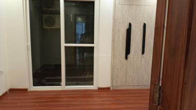 Bedroom Image of 2000 Sq.ft 3 BHK Builder Floor for sale in Chittaranjan Park New Delhi for Rs. 47500000
