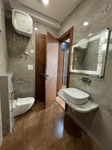 Bathroom Image of 2500 Sq.ft 4 BHK Builder Floor for sale in Palam Vihar Gurgaon for Rs. 35000000