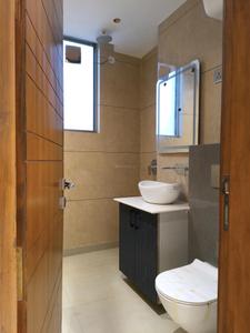 Common Bathroom Image of 2100 Sq.ft 4 BHK Builder Floor for sale in Kaushambi Ghaziabad for Rs. 23000000