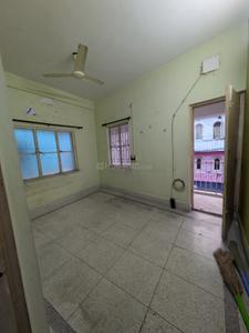 Bedroom Image of 930 Sq.ft 2 BHK Builder Floor for sale in Jadavpur Kolkata for Rs. 4500000