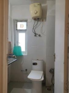 Common Bathroom Image of 1150 Sq.ft 2 BHK Apartment / Flat for sale in BPTP Princess Park, Sector 86 Faridabad for Rs. 8500000