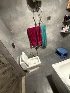 Bathroom Image of 1450 Sq.ft 3 BHK Apartment / Flat for sale in Navrachna Apartments, Shahdara New Delhi for Rs. 14000000