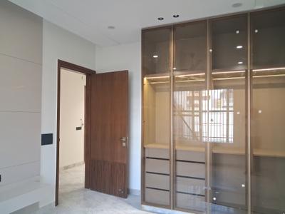 Bedroom Image of 1800 Sq.ft 3 BHK Builder Floor for rent in Paschim Vihar New Delhi for Rs. 75000