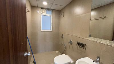 Bathroom Image of 825 Sq.ft 1.5 BHK Apartment / Flat for sale in Runwal Forests Tower 9 To 11, Kanjurmarg West Mumbai for Rs. 15800000