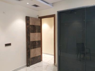 Bedroom Image of 1300 Sq.ft 3 BHK Builder Floor for sale in Laxmi Nagar New Delhi for Rs. 11000000