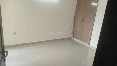 Bedroom Image of 1240 Sq.ft 3 BHK Apartment / Flat for sale in Paramount Floraville, Sector 137 Noida for Rs. 14500000