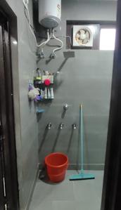 Bathroom Image of 650 Sq.ft 2.5 BHK Builder Floor for sale in Patel Nagar New Delhi for Rs. 8000000