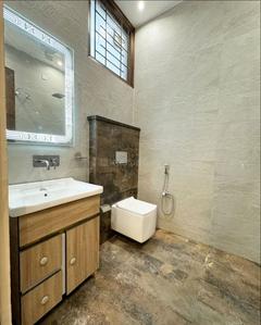 Bathroom Image of 2000 Sq.ft 3 BHK Independent House for sale in Mathpurena Raipur for Rs. 6360000