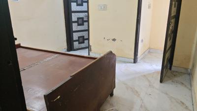 Bedroom Image of 600 Sq.ft 2 BHK Builder Floor for rent in Mayur Vihar Phase 1 New Delhi for Rs. 13500