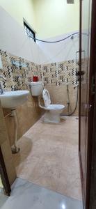 Bathroom Image of 2400 Sq.ft 6 BHK Independent House for sale in Gomti Nagar Lucknow for Rs. 12500000
